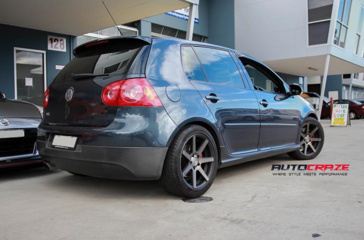 VOLKSWAGEN-GOLF-VERONA-MATTE-BLACK-TINTED-FACE-2